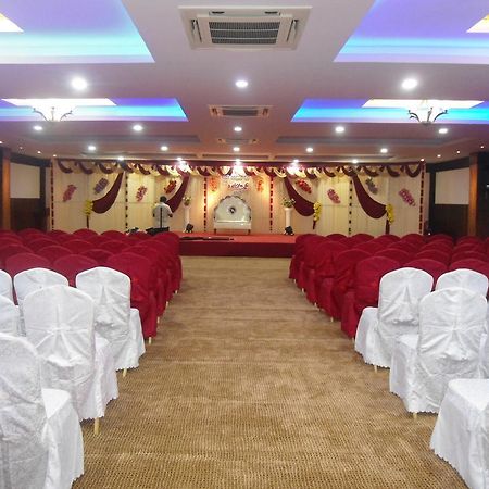 Rr Inn Palayankottai Esterno foto